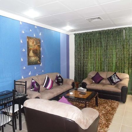 Leader Apartments 2 Kuwait City Esterno foto
