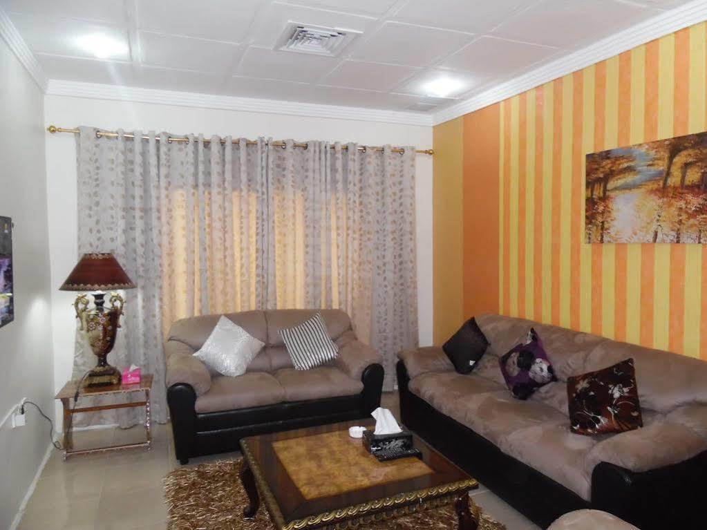 Leader Apartments 2 Kuwait City Esterno foto