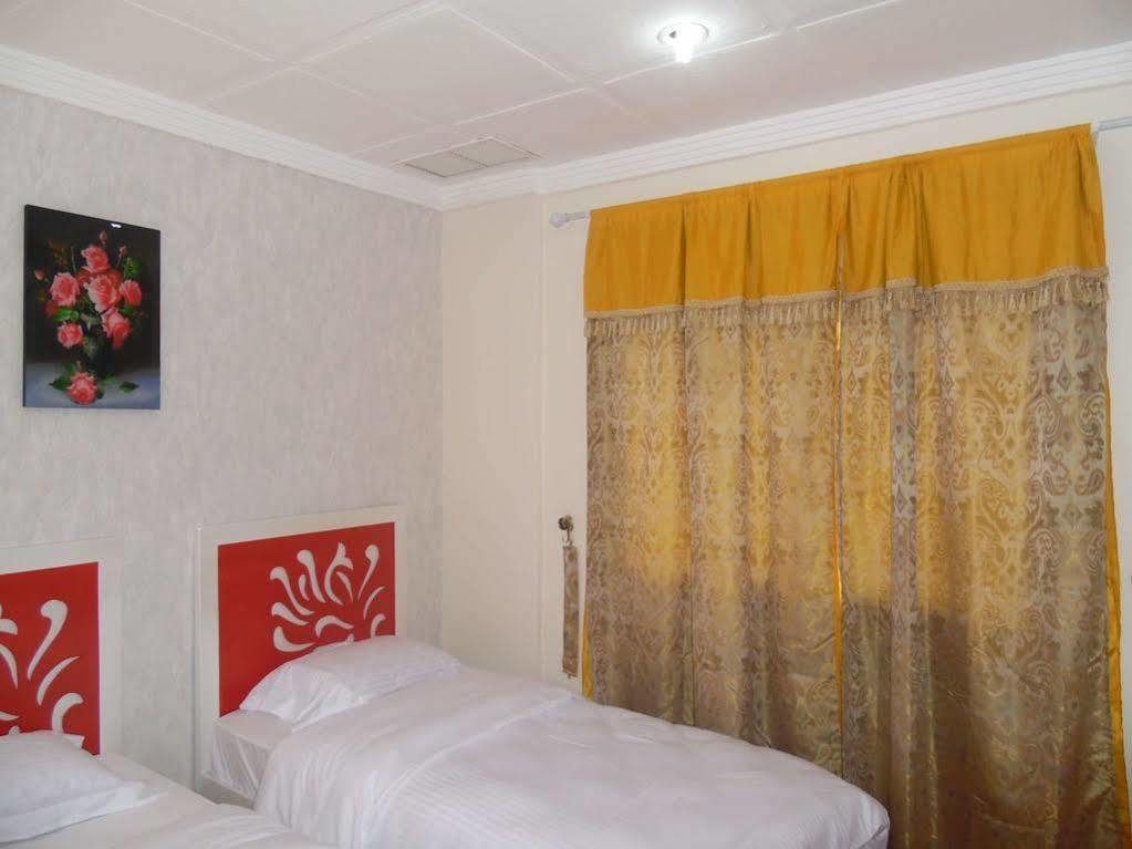 Leader Apartments 2 Kuwait City Esterno foto